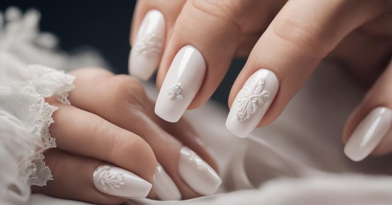 Paznokcie na komunie wzory: modny manicure 2025. Sprawdź elegancki trend!